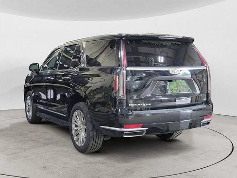 Used 2021 Cadillac Escalade Premium Luxury AWD/4WD image 3