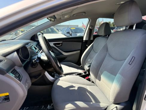 Used 2013 Hyundai Elantra GLS image 13