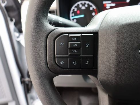 New 2026 Ford F250 XL w/ XL Chrome Package image 23