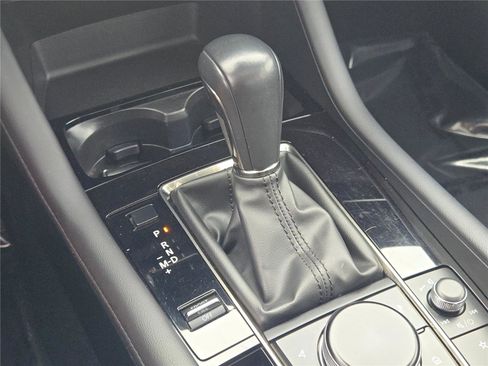 Used 2025 MAZDA MAZDA3 s image 29