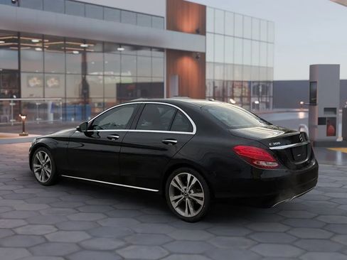 Used 2018 Mercedes-Benz C 300 Sedan w/ Premium Package image 5