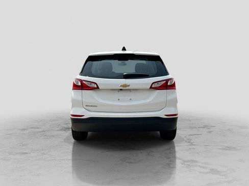 Used 2020 Chevrolet Equinox LS FWD image 5