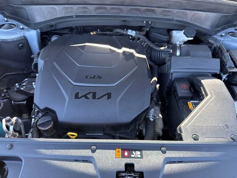 Used 2023 Kia Telluride LX FWD image 22