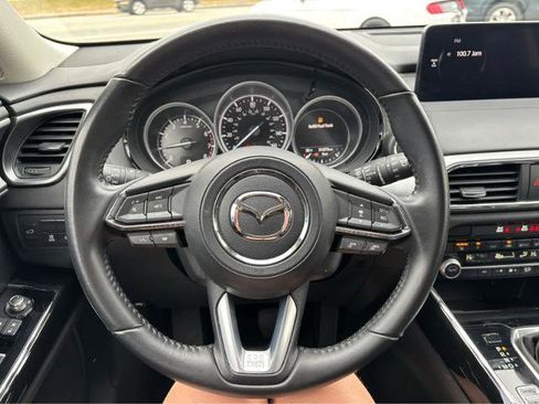 Used 2023 MAZDA CX-9 Touring image 17