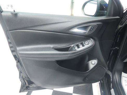 Used 2023 Buick Encore GX Select w/ Sport Touring Package AWD/4WD image 24