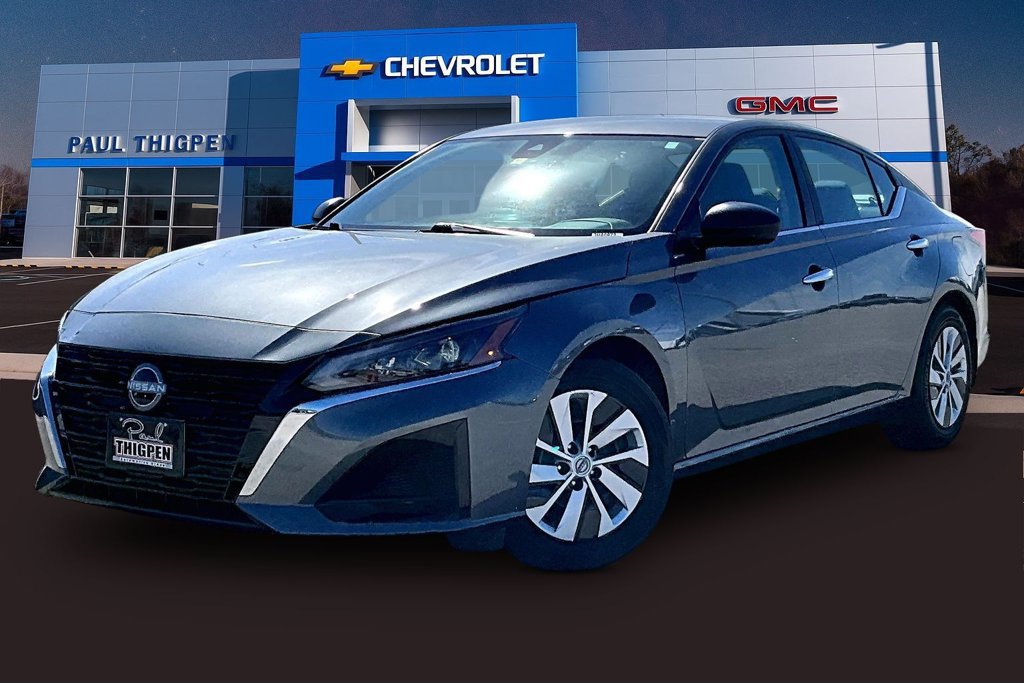 Used 2025 Nissan Altima 2.5 S FWD image 4