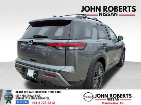New 2026 Nissan Pathfinder SL image 18
