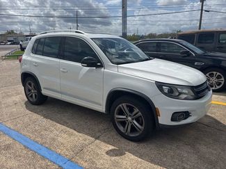 Used 2017 Volkswagen Tiguan Sport video 2