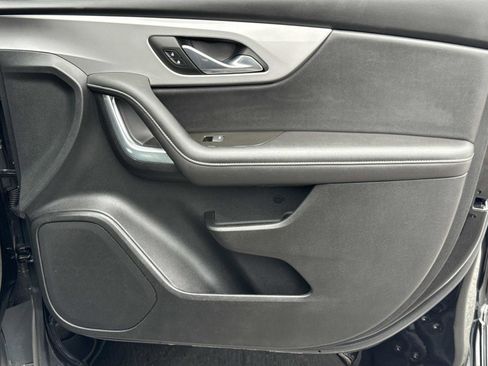 Used 2023 Chevrolet Blazer LT image 18