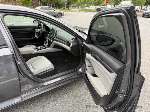 Used 2020 Honda Accord LX image 13