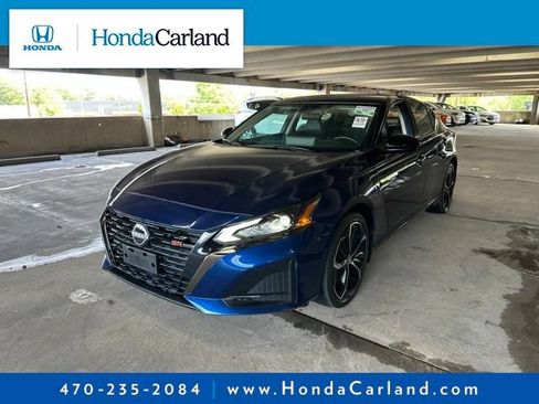 Used 2023 Nissan Altima 2.5 SR w/ SR Premium Package AWD/4WD image 1