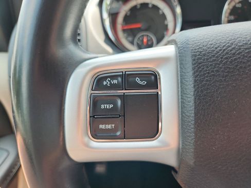 Used 2017 Dodge Grand Caravan SE w/ Power Window Group FWD image 30