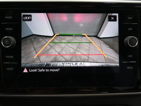 Used 2022 Volkswagen Atlas SEL R-Line AWD/4WD image 29