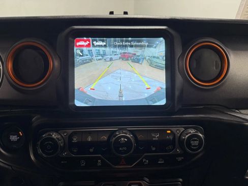 Used 2021 Jeep Gladiator Mojave image 20