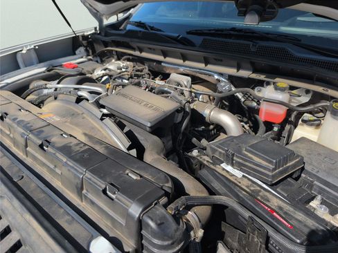 Used 2024 Chevrolet Silverado 2500 High Country w/ High Country Premium Package AWD/4WD image 10