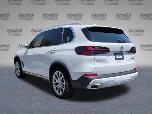 Certified 2026 BMW X5 xDrive50e w/ Executive Package AWD/4WD image 9