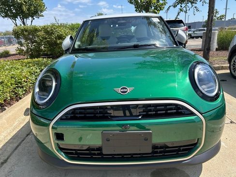 Used 2026 MINI Cooper 2-Door Hardtop FWD image 2