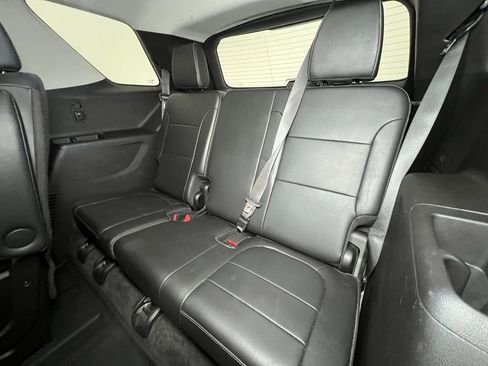 Used 2019 Chevrolet Traverse RS w/ LPO, Floor Liner Package image 6