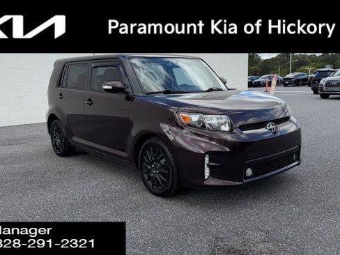 Used 2014 Scion xB image 3