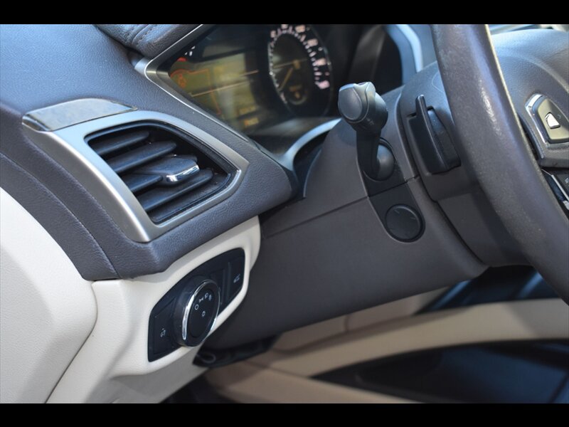 Used 2014 Lincoln MKZ w/ Equipment Group 102A Reserve FWD image 14