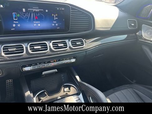 Used 2024 Mercedes-Benz GLS 63 AMG 4MATIC image 17