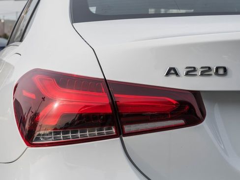 Used 2019 Mercedes-Benz A 220 4MATIC image 7