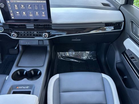 Used 2025 Honda Prologue Touring image 30
