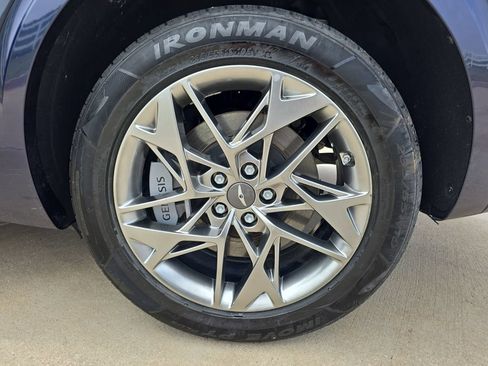 Used 2025 Genesis GV70 2.5T AWD/4WD image 32