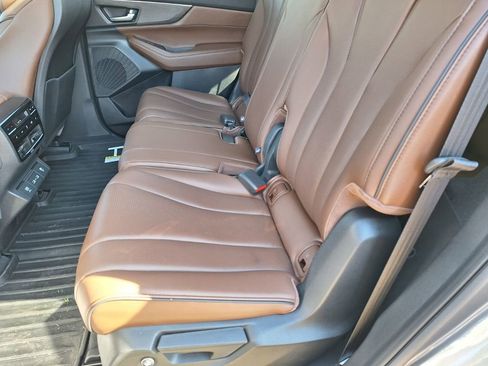 Used 2023 Acura MDX SH-AWD w/ Advance Package image 24