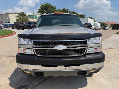 Used 2005 Chevrolet Silverado 3500 LT w/ Heavy-Duty Power Package AWD/4WD image 54