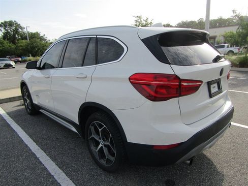 Used 2017 BMW X1 xDrive28i AWD/4WD image 6