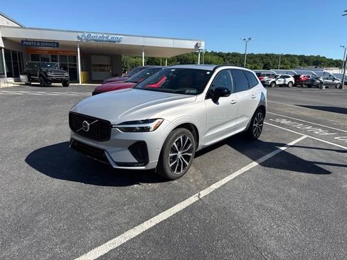 Used 2024 Volvo XC60 B5 Ultimate AWD/4WD image 1
