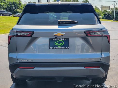 Certified 2025 Chevrolet Equinox LT FWD image 6