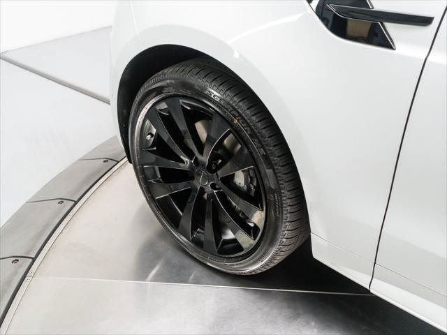 New 2026 Land Rover Range Rover Sport Dynamic SE AWD/4WD image 10