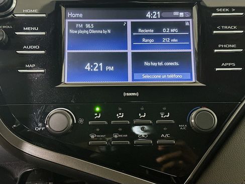 Used 2020 Toyota Camry LE FWD image 23