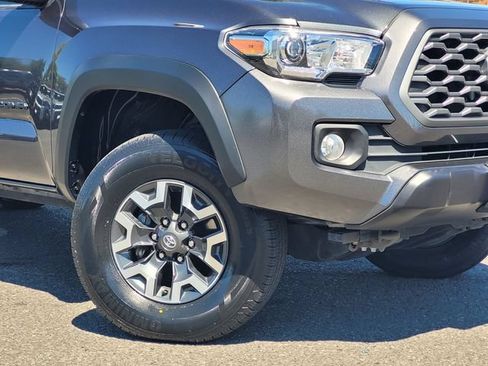 Certified 2023 Toyota Tacoma TRD Off-Road w/ Advanced Technology Package AWD/4WD image 4