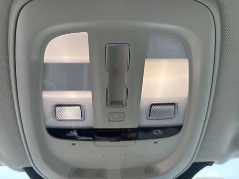 Certified 2023 Volvo XC90 B6 Plus w/ Protection Package Premier AWD/4WD image 19
