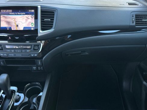 Used 2018 Honda Ridgeline Black Edition image 29