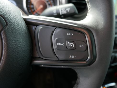 Certified 2023 Jeep Gladiator Sport image 22