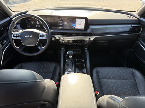 Used 2023 Kia Telluride EX X-Line image 4