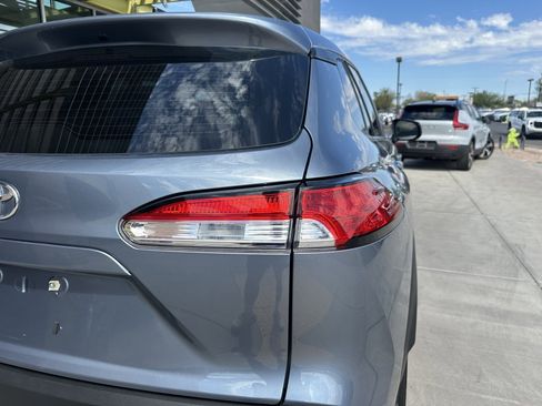 Used 2023 Toyota Corolla Cross L image 13