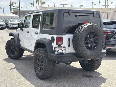 Used 2017 Jeep Wrangler Unlimited Sport AWD/4WD image 7