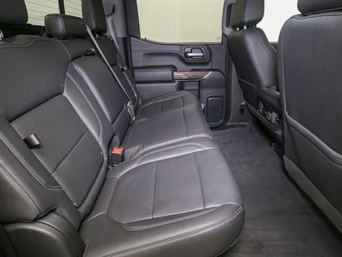Used 2021 Chevrolet Silverado 1500 LT Trail Boss w/ Convenience Package II AWD/4WD image 22