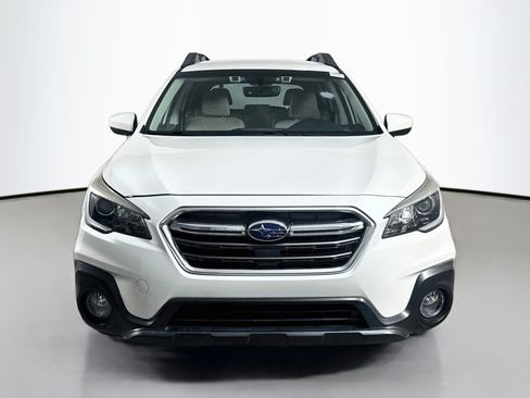 Used 2019 Subaru Outback 2.5i Premium AWD/4WD image 2