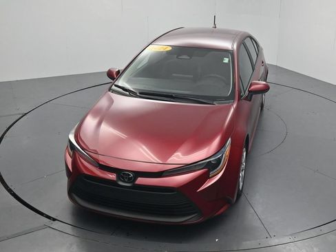 Used 2024 Toyota Corolla LE FWD image 45