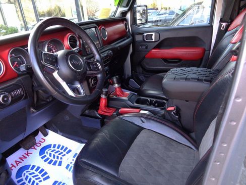 Used 2018 Jeep Wrangler Unlimited Rubicon image 11