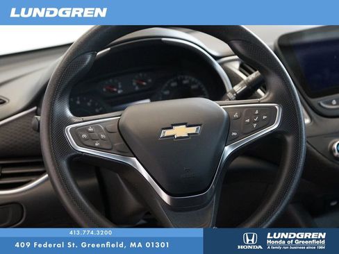 Used 2022 Chevrolet Malibu LT image 19
