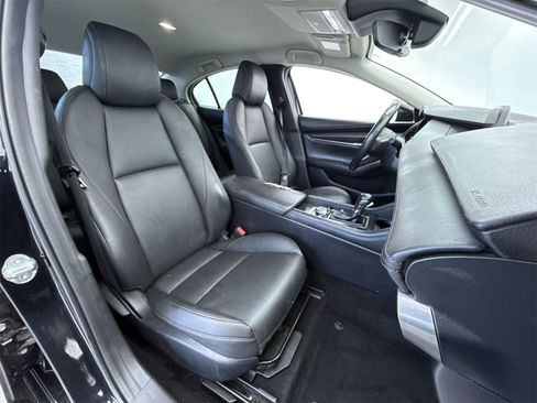 Used 2020 MAZDA MAZDA3 Sedan w/ Select Package image 13