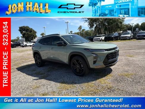 New 2026 Chevrolet Trax ACTIV w/ Driver Confidence Package FWD image 1