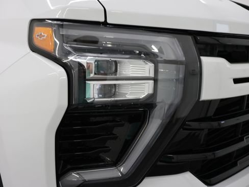 Used 2024 Chevrolet Silverado 3500 LT w/ Z71 Sport Edition image 24